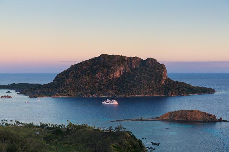 Captain Cook Cruises Fiji Hotel Denarau Island Exterior photo